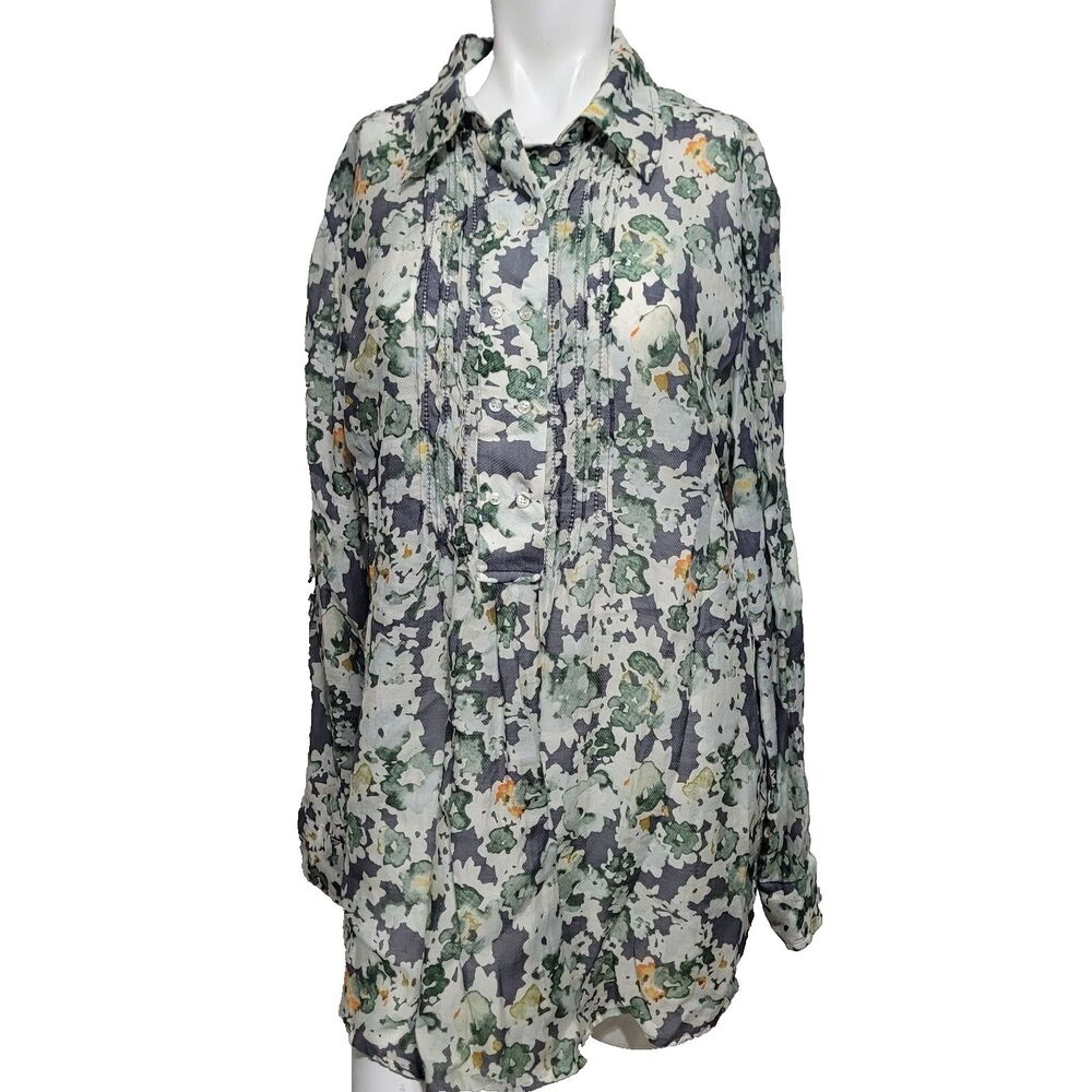 New York & Company XL Button Front shirt flower waterpaint pleated button